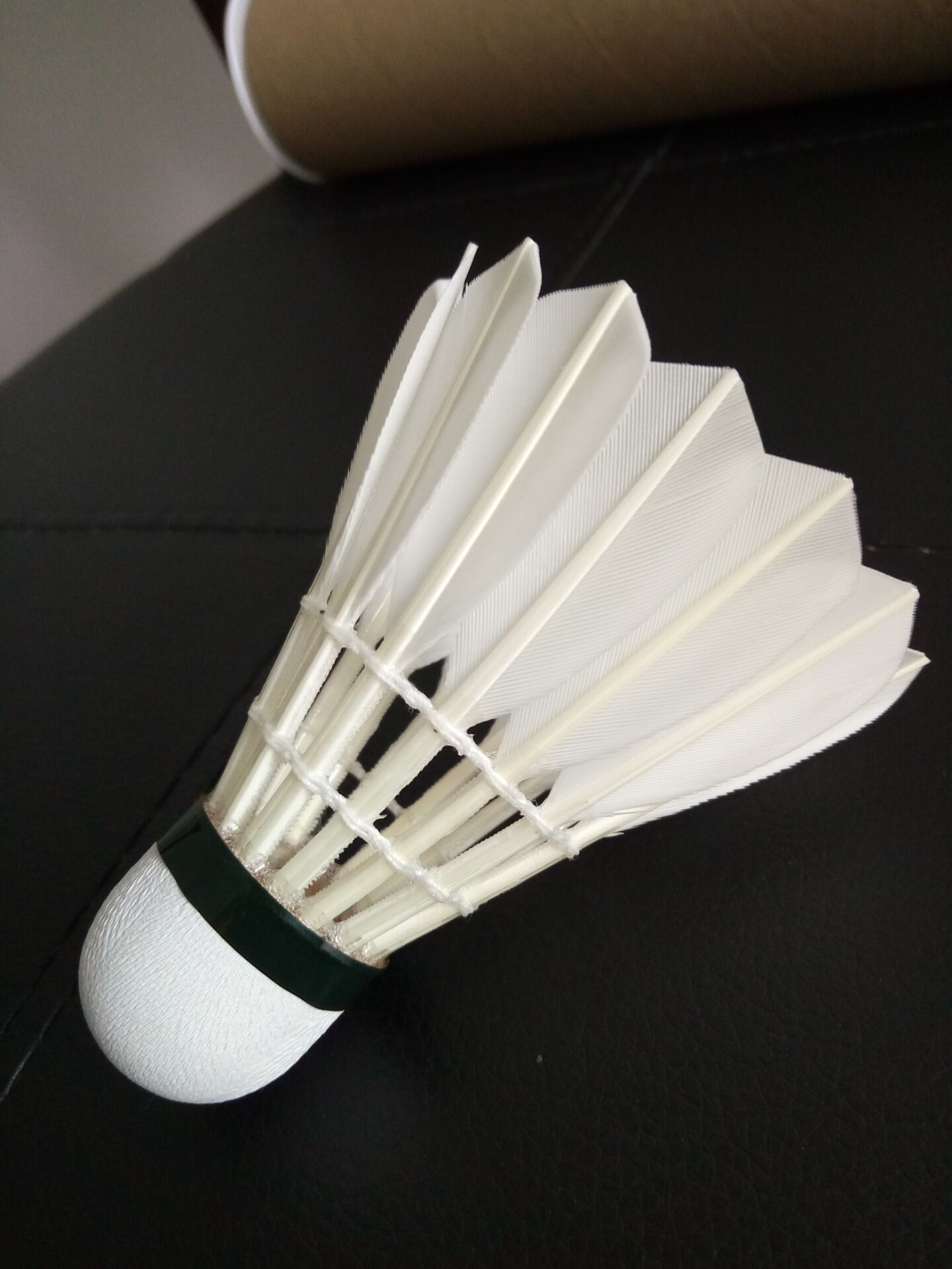 仅充满了激 仅充满了激