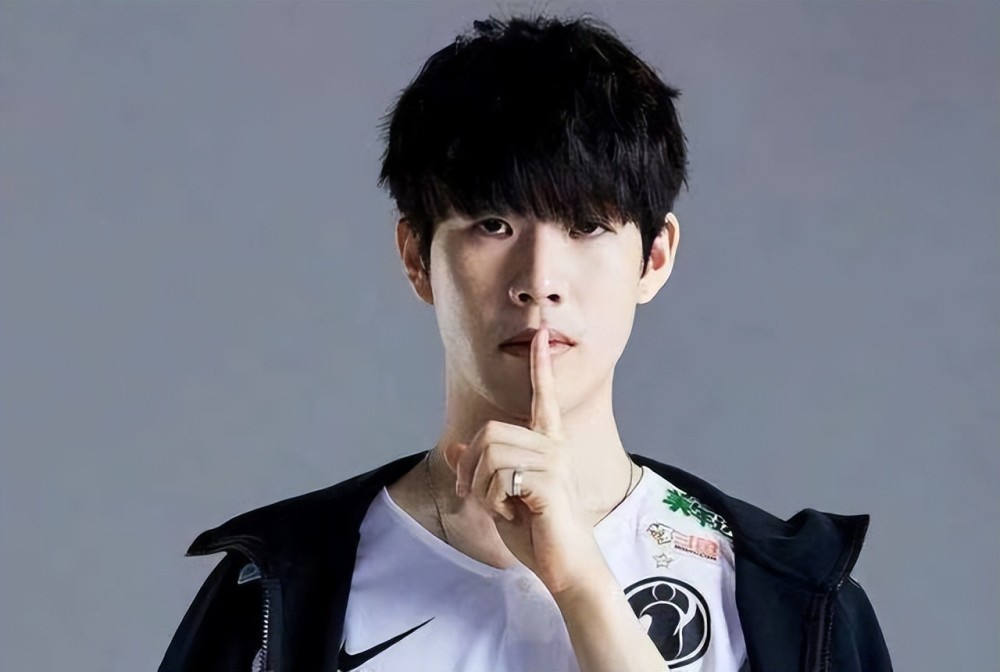 们对拉齐奥 们对拉齐奥