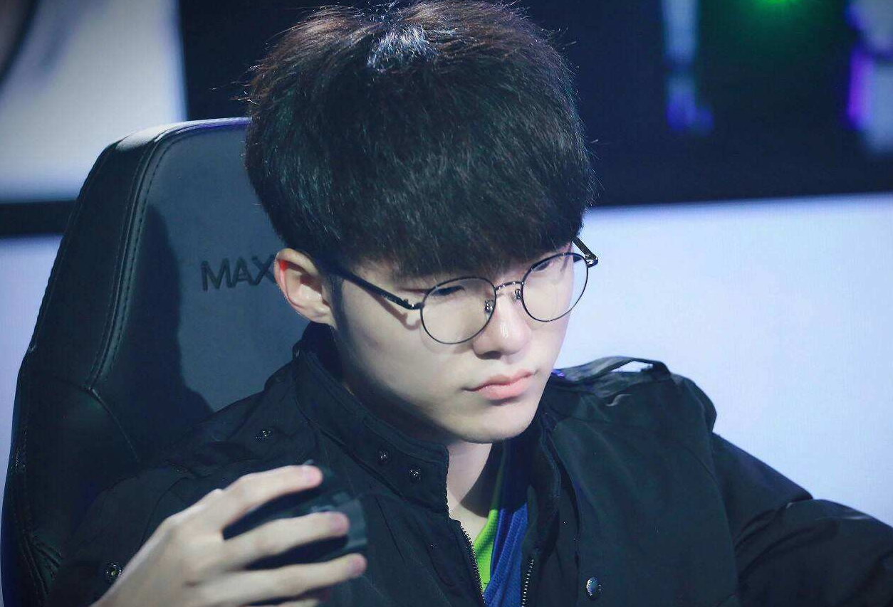 控球推进 控球推进